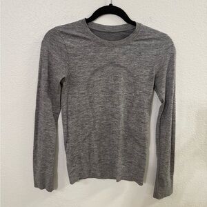 Lululemon Heather Gray Long Sleeve Swiftly